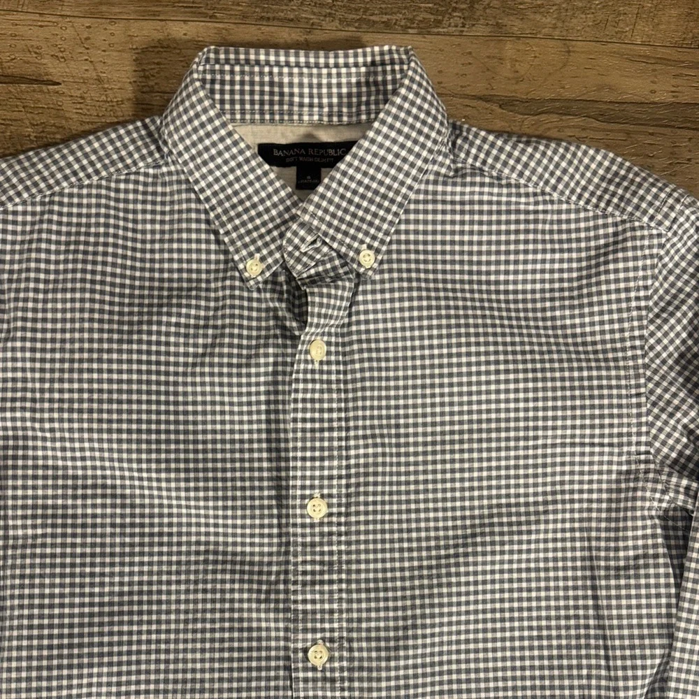 Banana Republic Slimfit Gray Blue and White Checkered Shirt - Size S